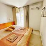 Melassy Penthouse Apartment