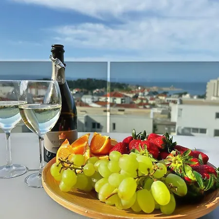Melassy Penthouse Apartment Makarska